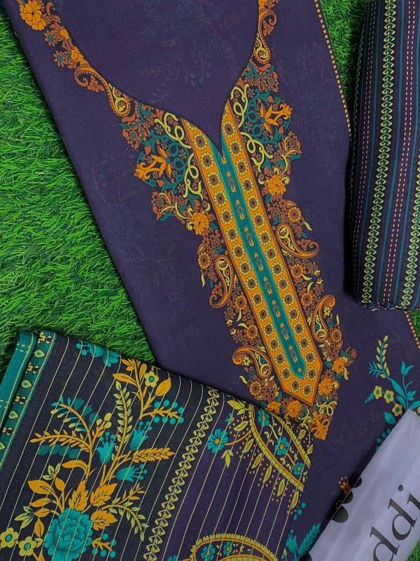 3 pcs women's unstitched digital print suit. 1