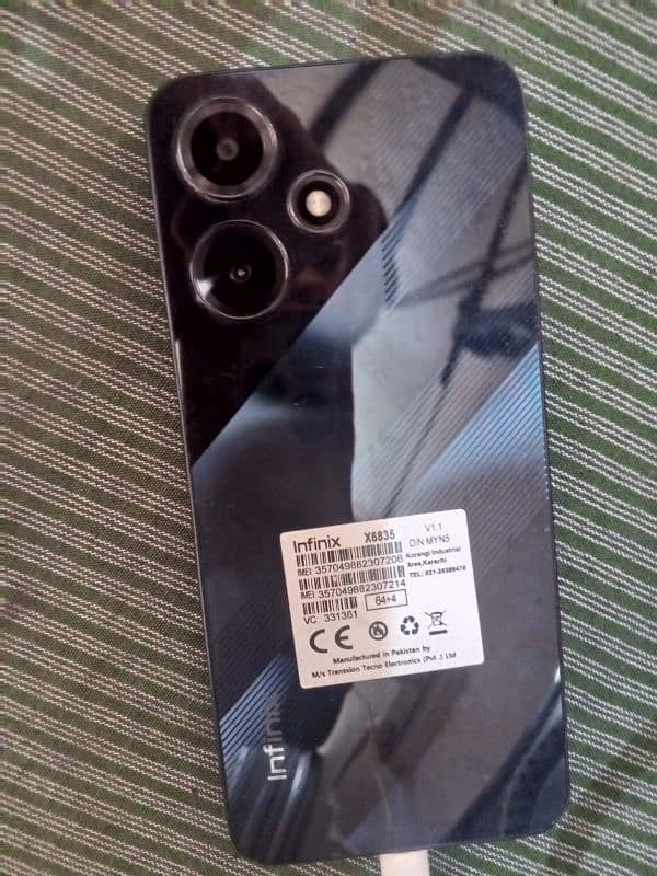 Infinix hot 30 play 4 gb 64 in good condition for sale 0