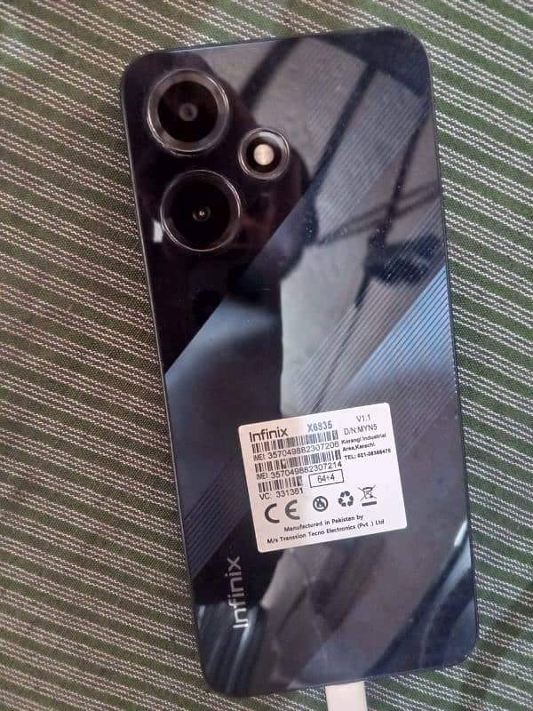 Infinix hot 30 play 4 gb 64 in good condition for sale 1
