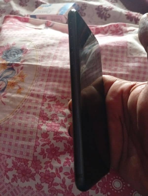 non PTA 64GB water pack all okay with not open 0