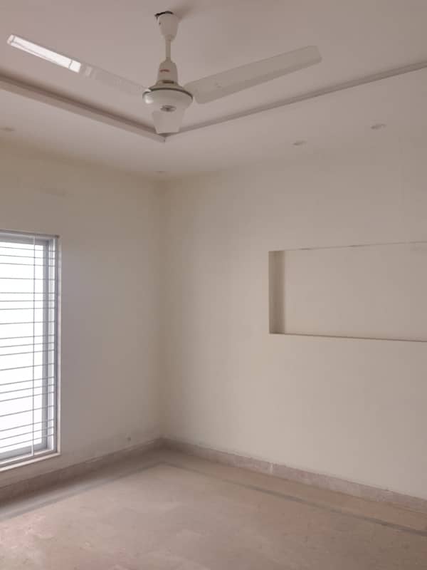 1 kinal like a new beautiful upper portion for rent in nasheman Iqbal phase 2 3