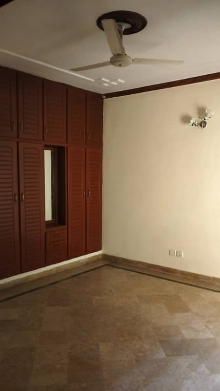 12 Marla uper portion for Rent 6
