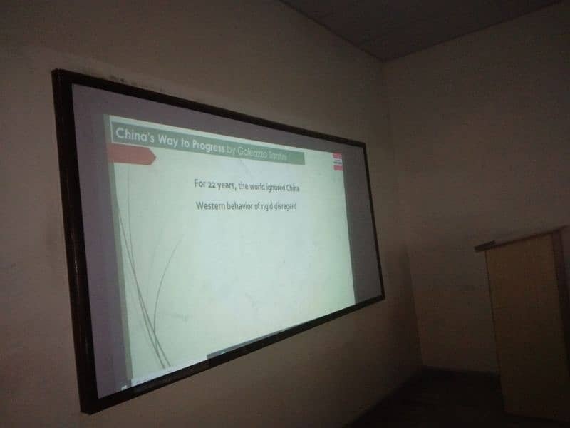 Epson EB-X9 multimedia projector 0