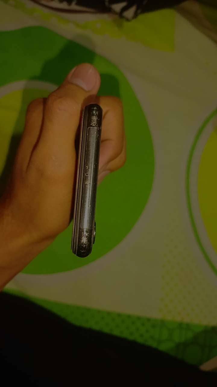 iPhone XS 256gb Factory Unlocked For sale 2
