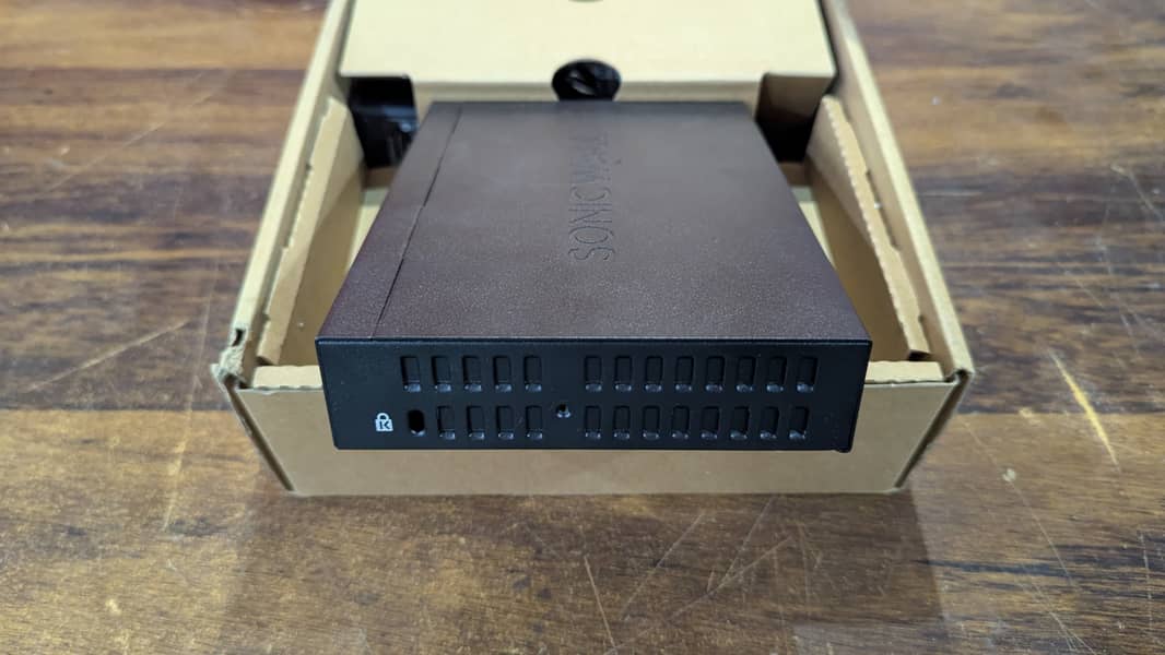 SonicWall TZ350 Firewall Network Security Appliance (Renewed) 4