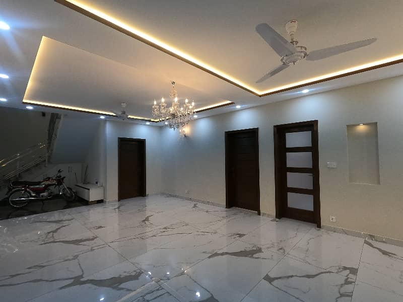 Get Your Hands On On Excellent Location House In Islamabad Best Area 7