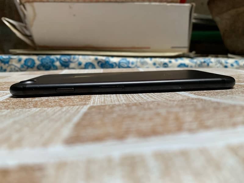 Iphone 7 128GB JV Non Pta 5