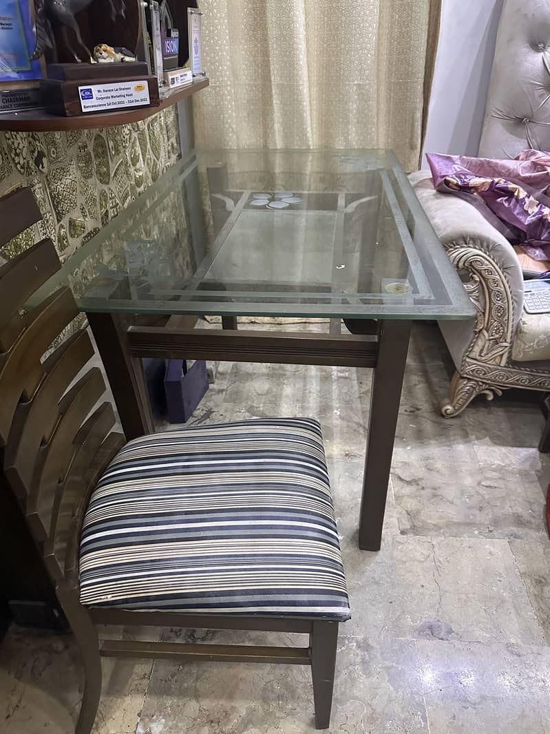 6 seater dining table 1