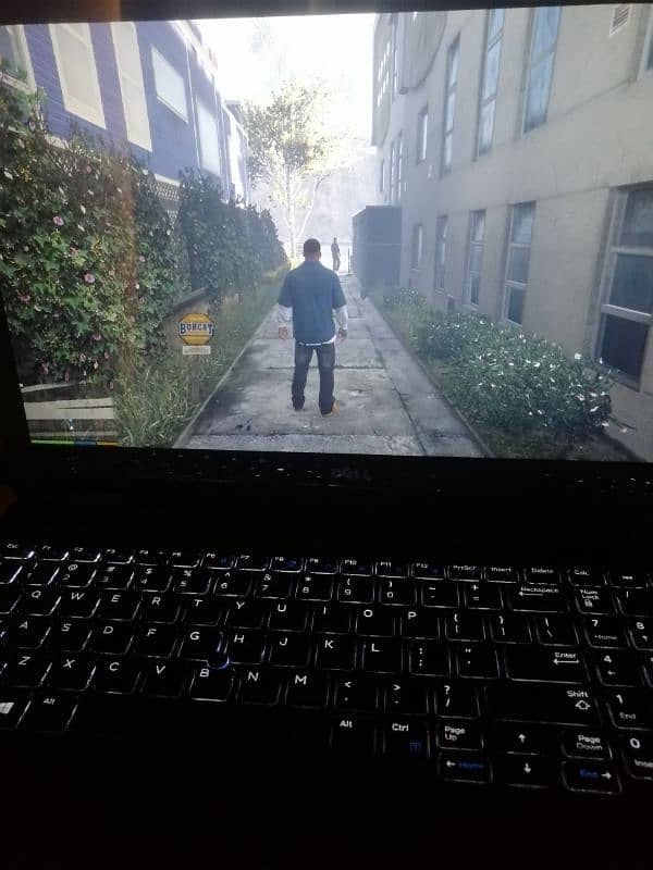 Dell Lattitude 5580 Core i5 6th gen/Gaming Laptop/2gb Nvidia 940mx Gpu 12