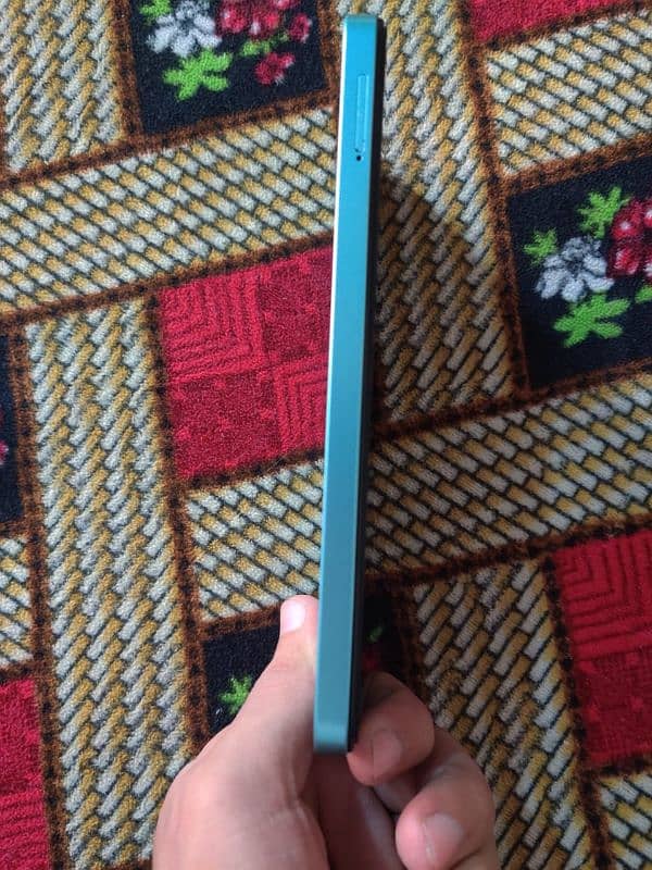 Tecno spark go1  4 64 3