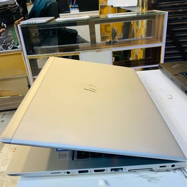 hp elite book 840G6 4