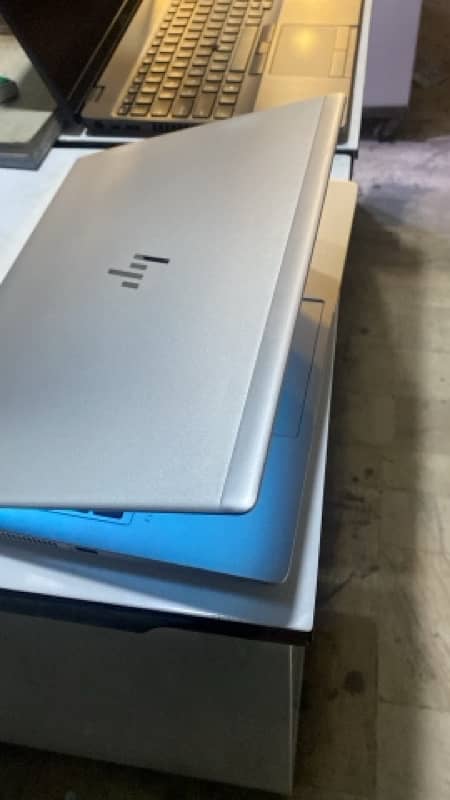 hp elite book 840G6 5