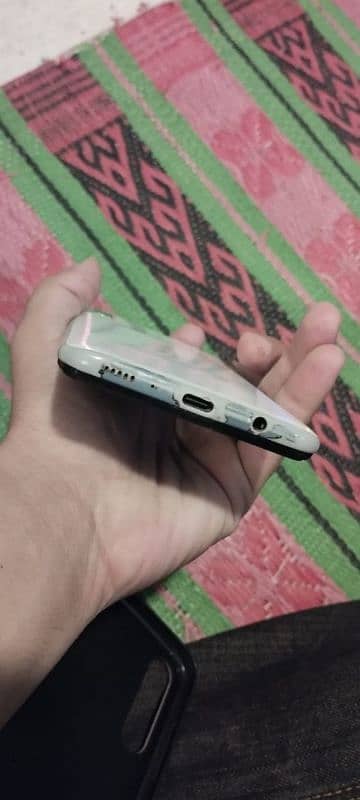 Samsung A70 6/128 with box 5