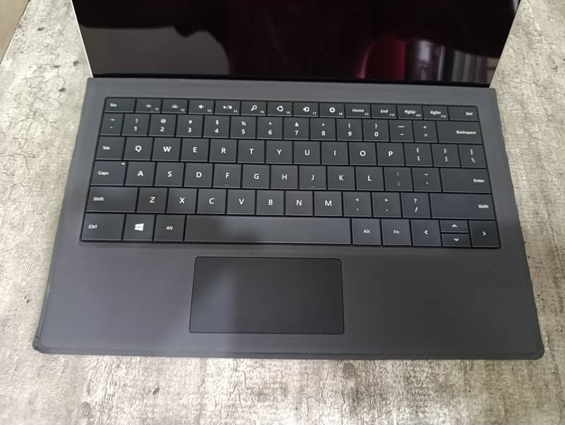 Laptop Microsoft Surface Pro 3 10