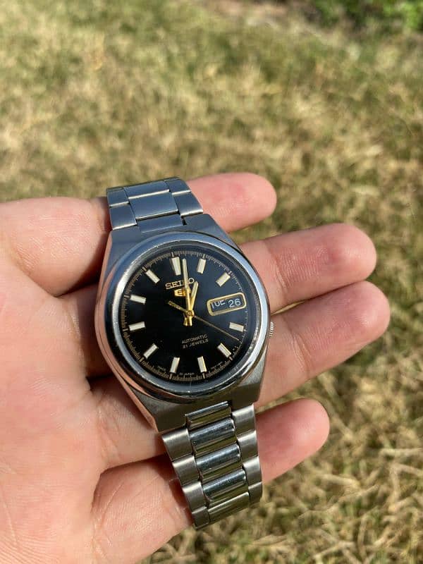 Seiko 5 Black Dial New Condition Watch 0