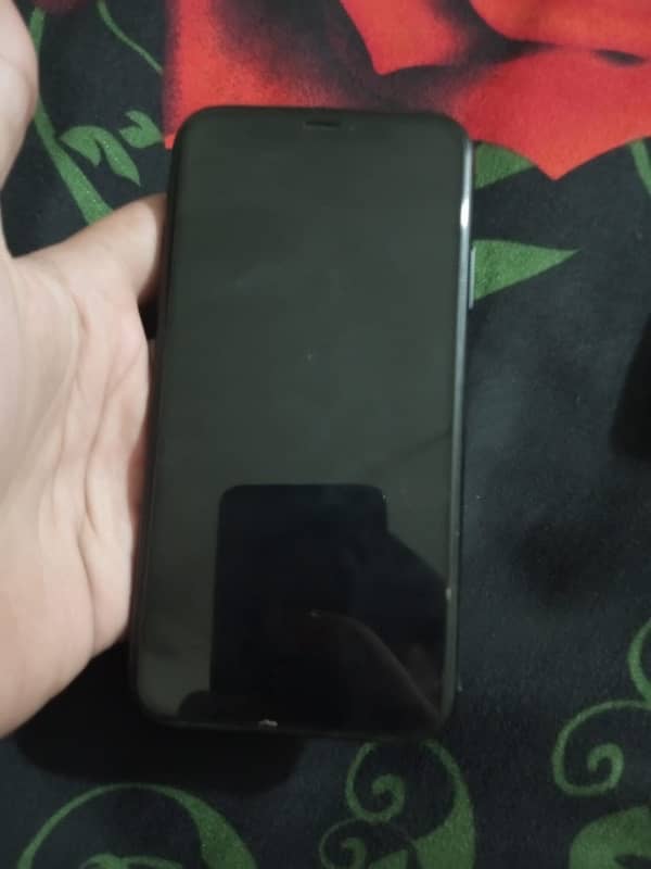 iphone xr 4