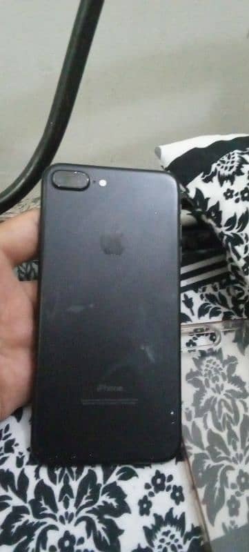 iphone 7plus condition 10/10 all ok 4 month sim working (03331423788) 0