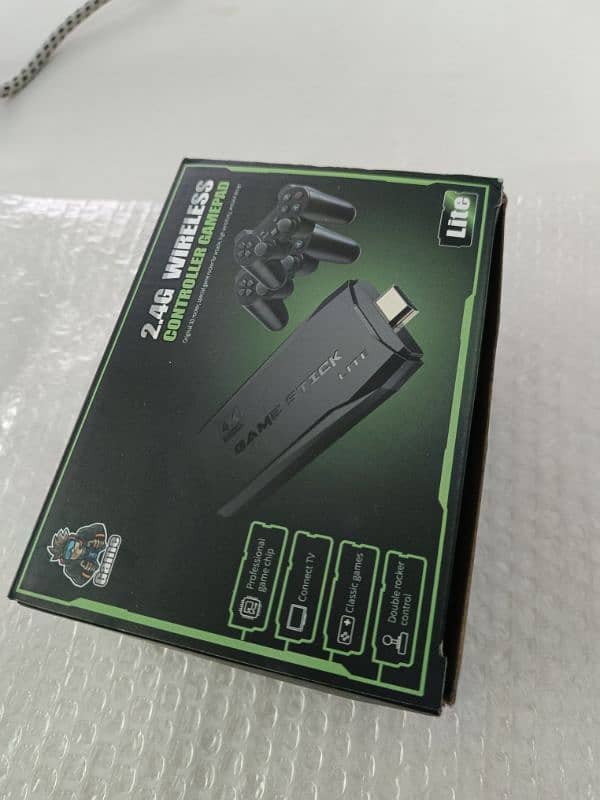 M8 Gamestick lite 4k HD games with wireless controllers 0