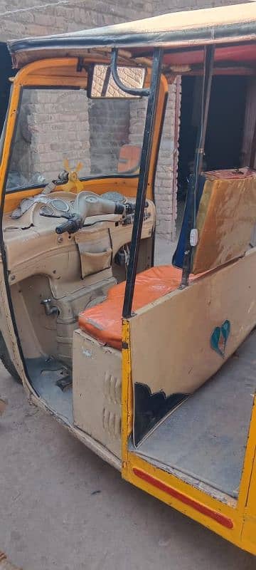 Tez raftar chanche good condition punjabe number 0335 9811917 4