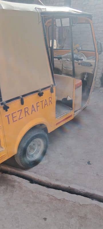 Tez raftar chanche good condition punjabe number 0335 9811917 10