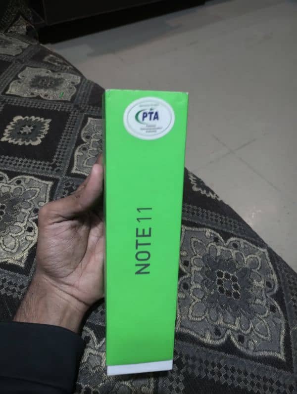 infinix note 11  4/128 10