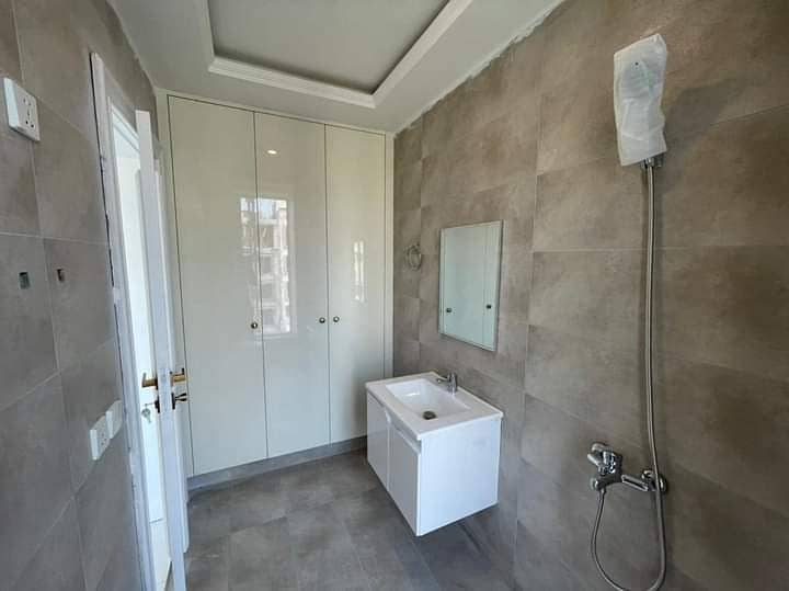 Apartment Available For Rent 3