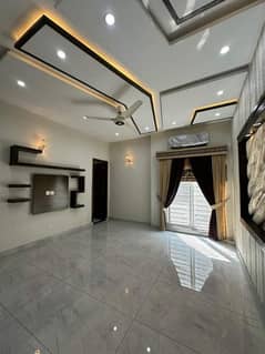 10 Marala House Available For Rent