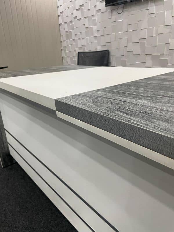 Study table 4