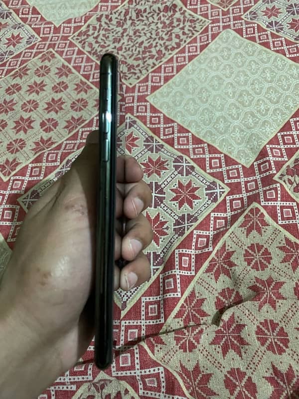 11 pro max PTA Appproved 256 gb 2