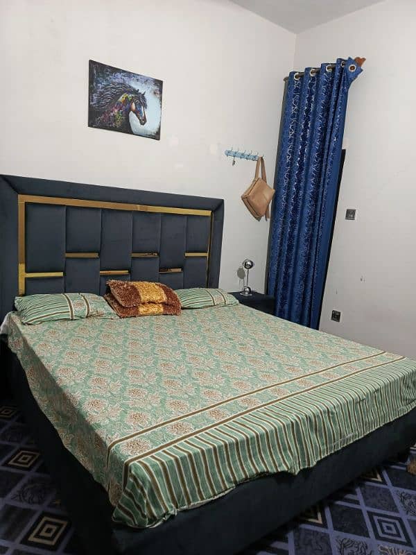 Double bed With side Tables + Dressing Table + Matress 0