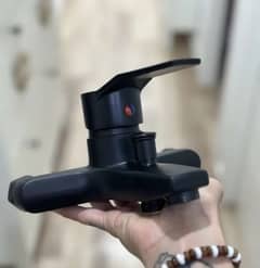 Modern Bathroom Faucet Set - Black 8 Pieces