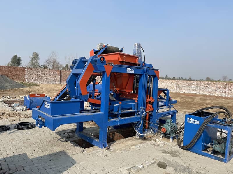 Automatic Block Making Machine in Lahore – Tufftile making machine 4