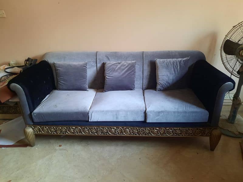Brand new Sofa Set with Center and Corner Tables 0