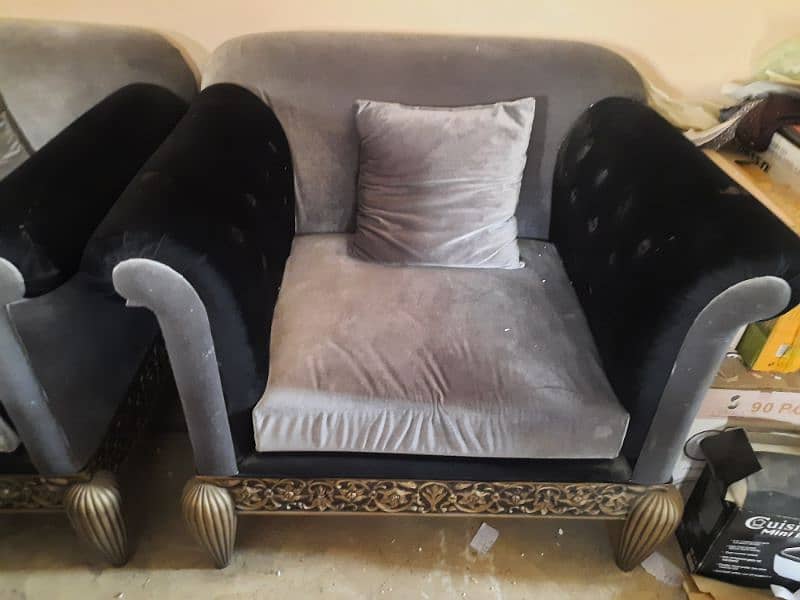 Brand new Sofa Set with Center and Corner Tables 13