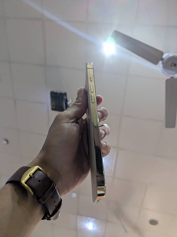Iphone 12 pro max pta approved 256 6