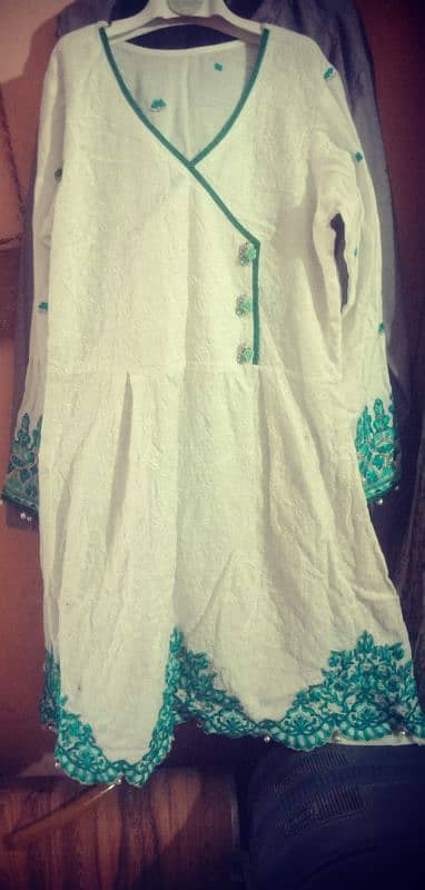 white & cgreen clour kurti 1
