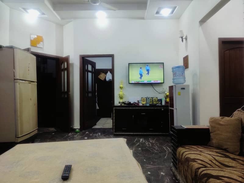 10 Marla House For Rent In Abdalians Society Near UCP University And Shoukat Khanam 3