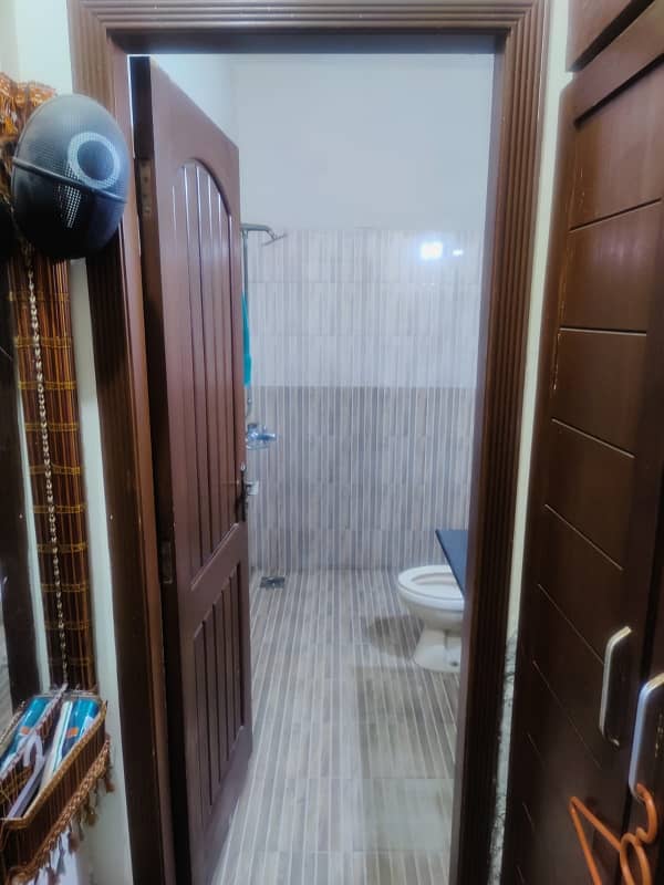10 Marla House For Rent In Abdalians Society Near UCP University And Shoukat Khanam 10