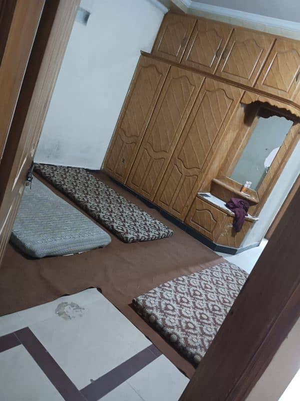 BOYS HOSTEL FOR KIPS 30A, CRESCENT COLLEGE,JINNAH HOSPITAL, SKANS,FAST 17