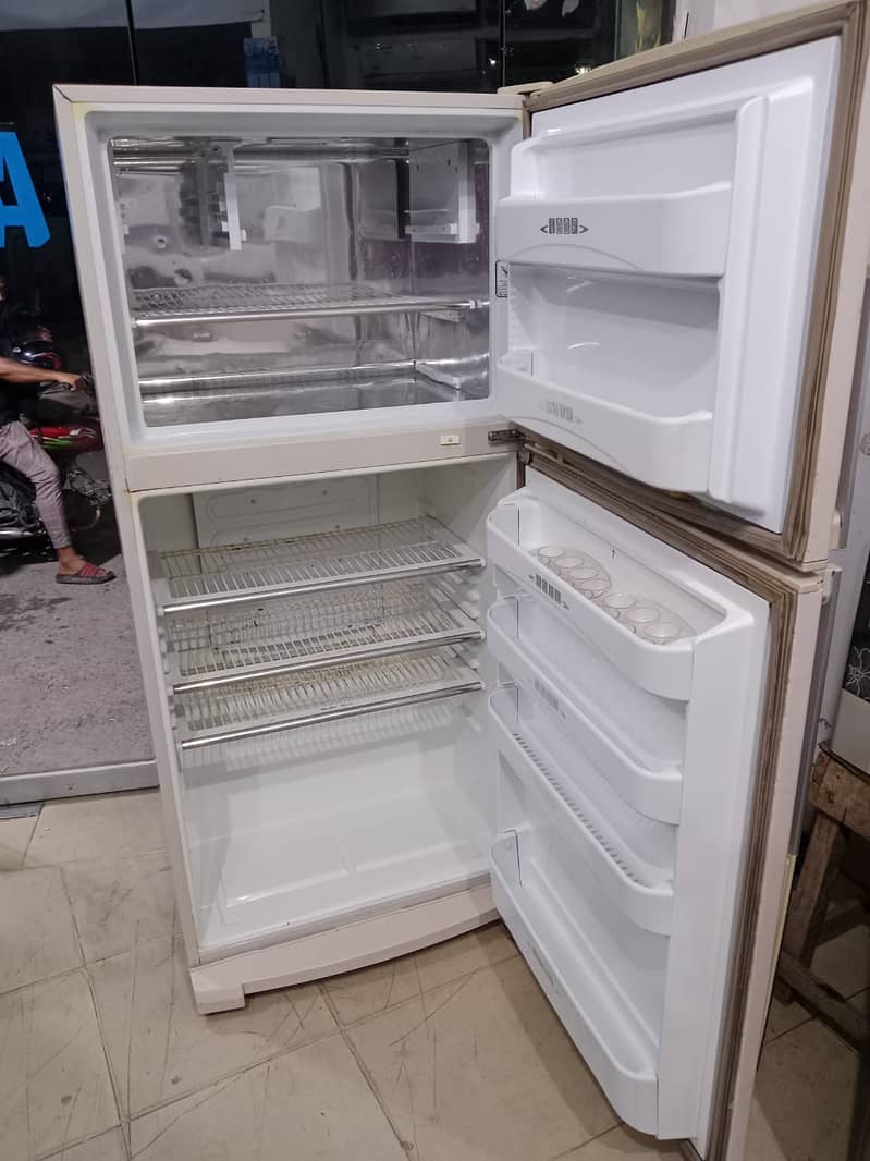 Dawlance fridge large   (0306=4462/443)Awsum  (0321=080/7777) Awsum c 3