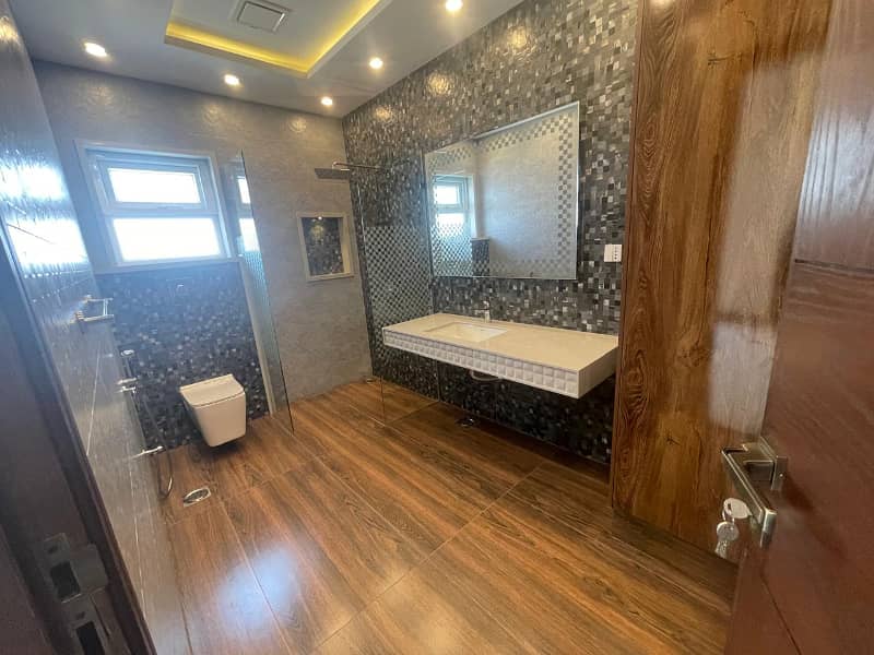 1 Kanal Modern 5 Bedroom House Available For Sale in DHA Phase 7 Block s lahore cantt . 4
