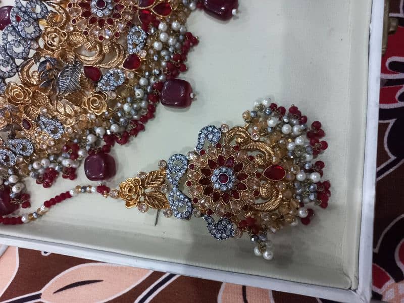 Artificial jewelry bridle set two time use only for function 3