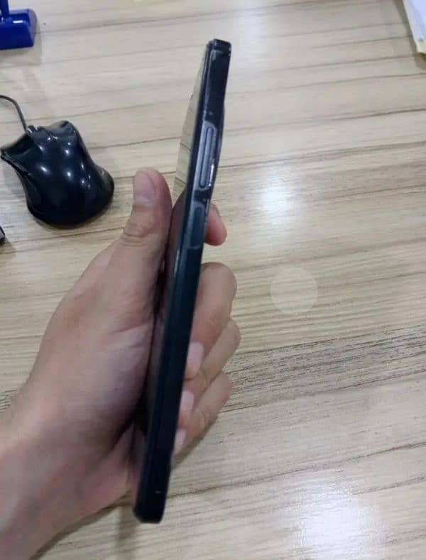 Poco C75 8/256 GB 10/10 condition 2