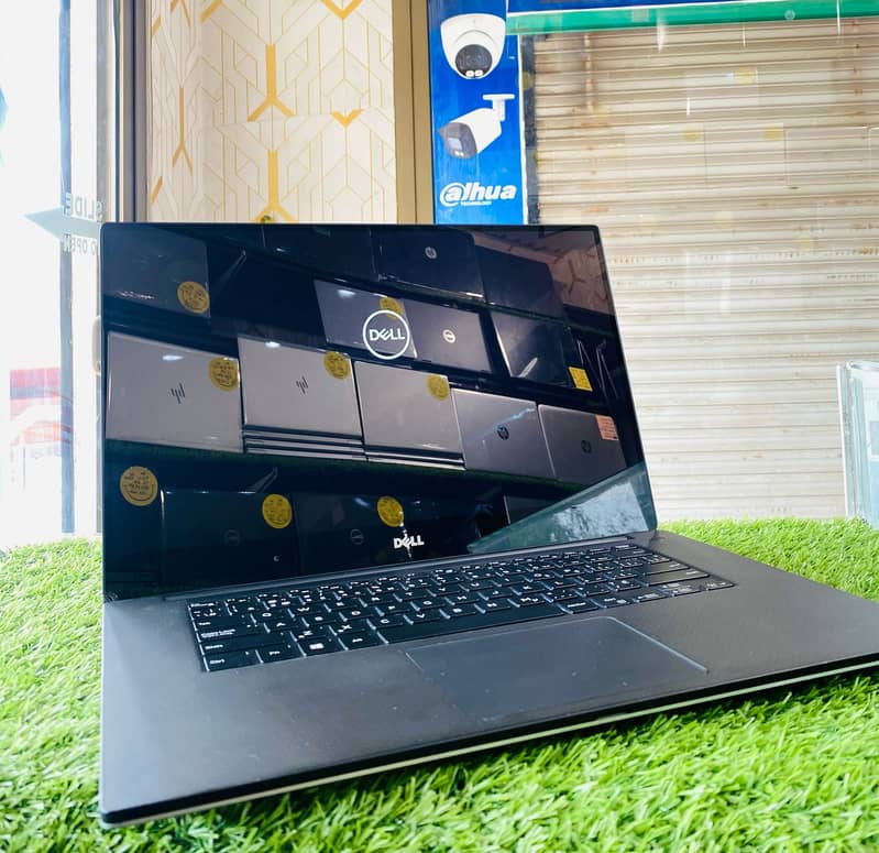 DELL PRECISION 5530 4K 3