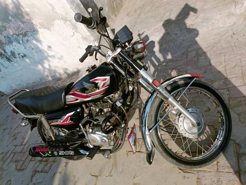 Honda CG 125 2015 3