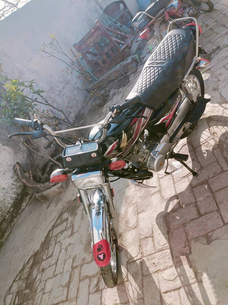 Honda CG 125 2015 5