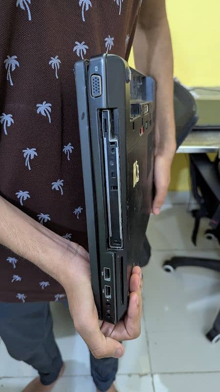 hp laptop for sale core i7 2nd generation 3