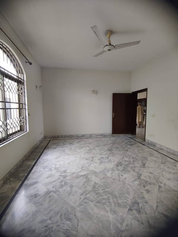 1 Kanal Upper Portion Is Available For Rent In Dha Phase 4 Near Gold Crest Mall 1