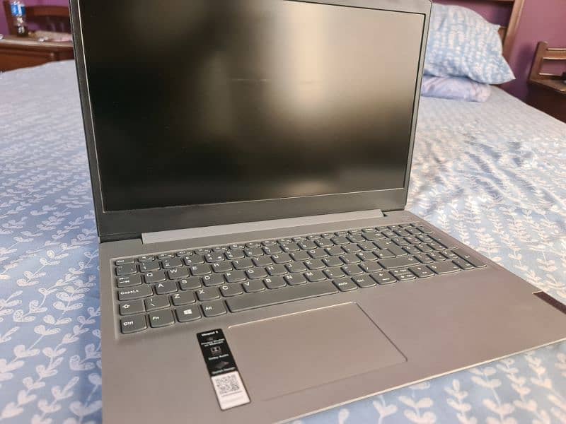 lenovo ideapad 3 i5 15.5 inch 256 gb ssd 4