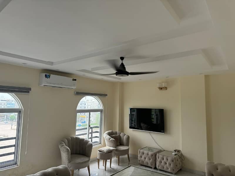 Flat Available For Rent 3